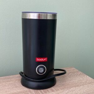 Bodum Black Milk Frother with Silver Accent